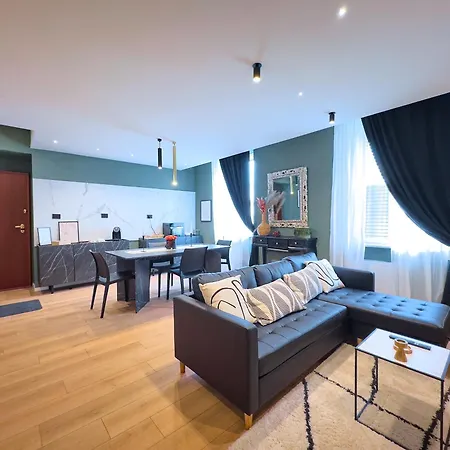 Nishan 249 Apartman Cosenza