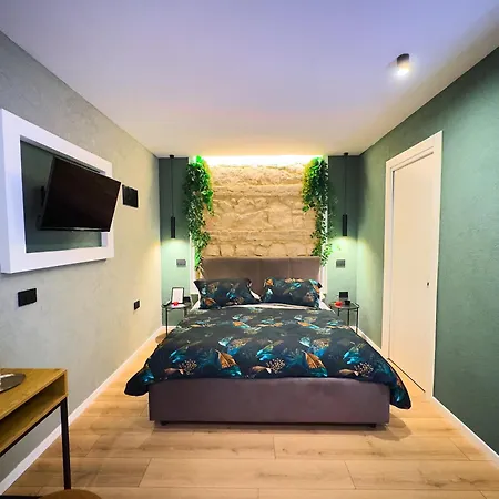 Nishan 249 아파트 코센차